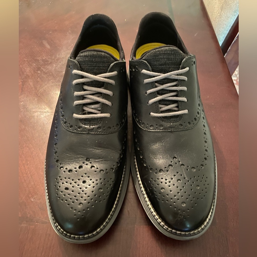 Like new-Cole Haan men’s original grand ultra wing oxford black size 8 1/2